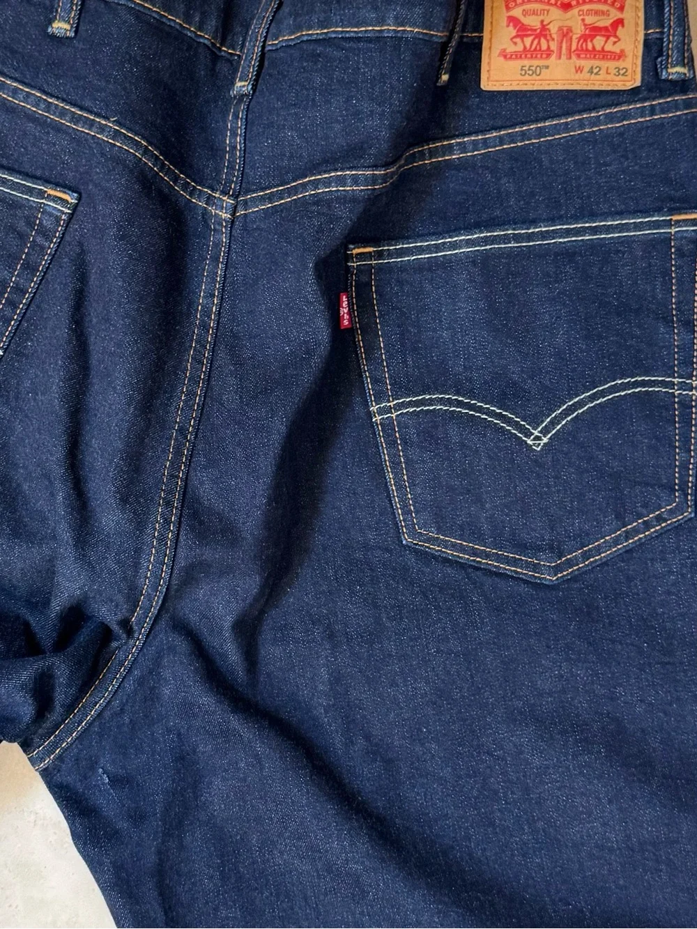 Levi’s 550™ 42x32 Relaxed Fit Jeans W42 L32 Dark Wash